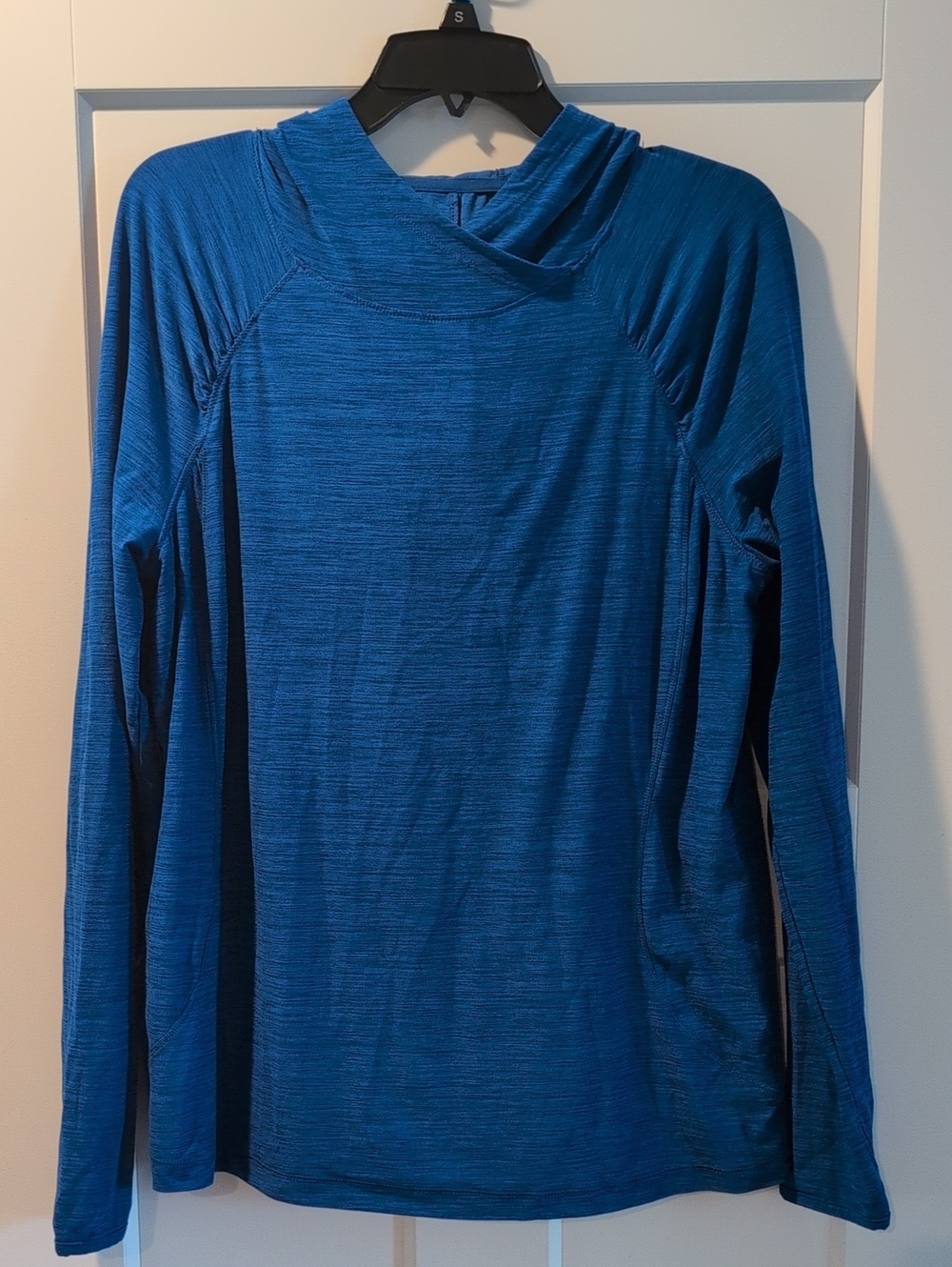 Danskin Now Blue Heather Performance Pullover